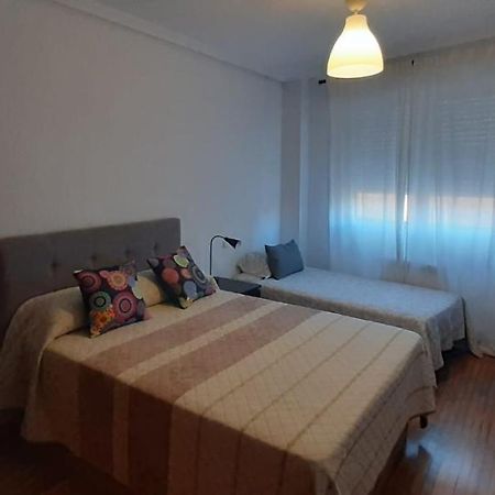 Habitacion, Muy Amplia Y Luminosa, Muy Cerca Del Centro A 15 Min En El Metro A Sol Y Gran Via Madrid Kültér fotó